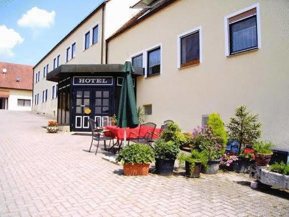 & Reitsportzentrum Kreuth Gasthuis 2*